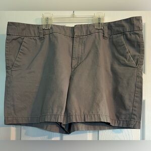 Women’s Grey Cotton Shorts SZ 18